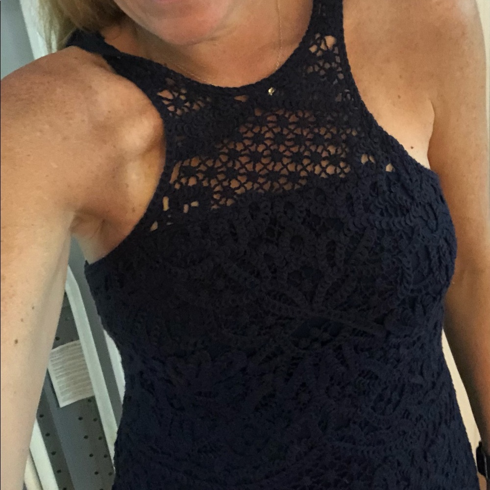 Beautiful NWOT navy crochet Lily Pulitzer dress size medium